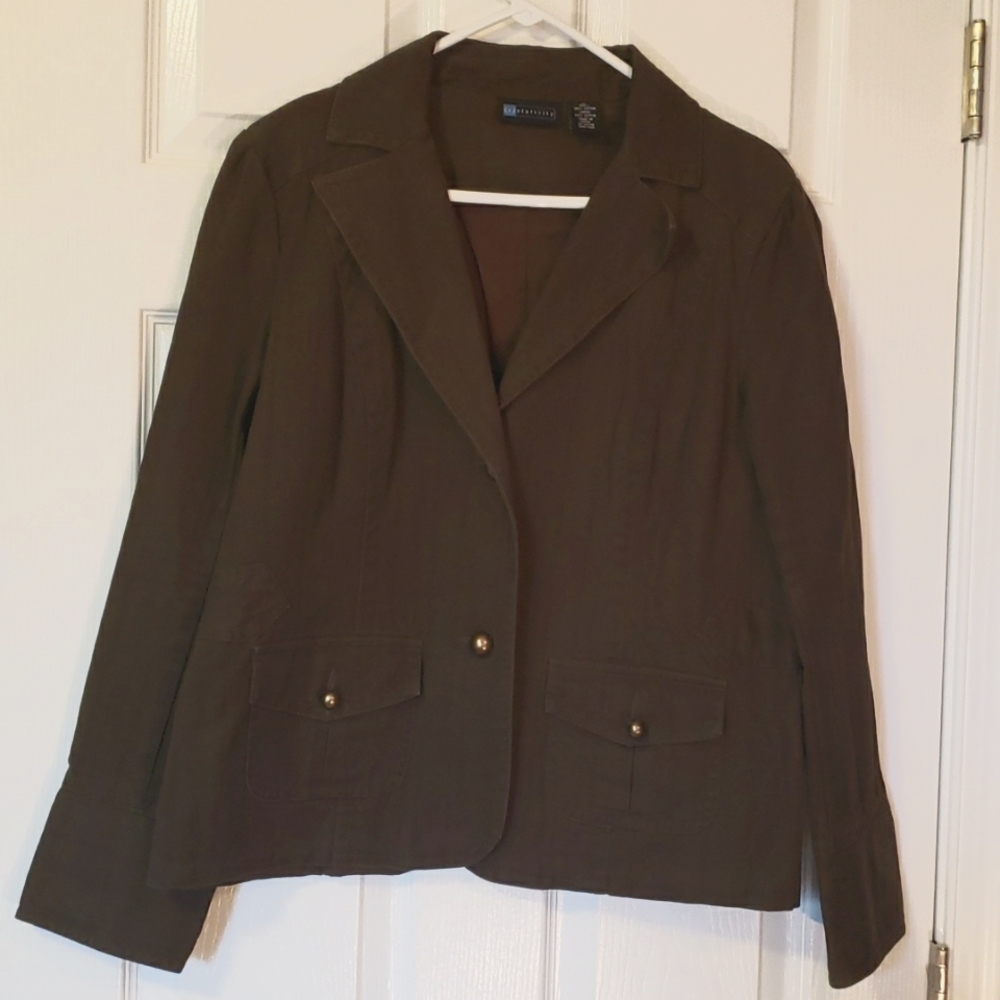 Relativity XL brown jacket